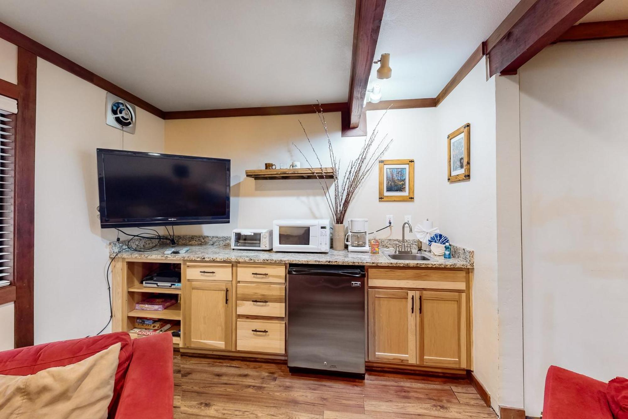 Creekside Retreat & Sierra Townhome إنكلين فيلادج الغرفة الصورة