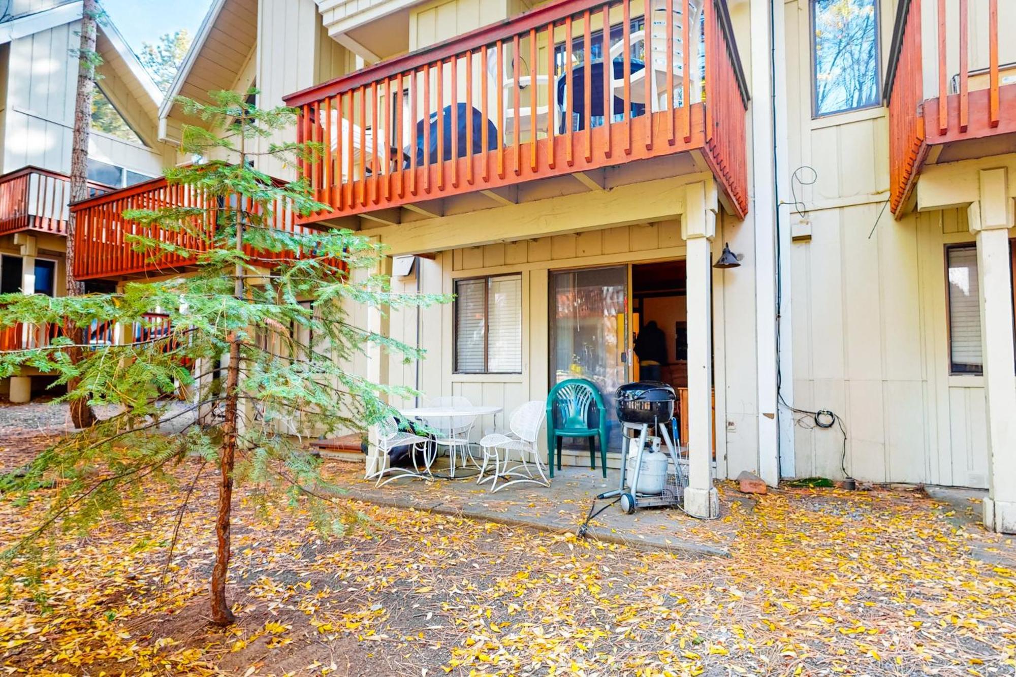 Creekside Retreat & Sierra Townhome إنكلين فيلادج الغرفة الصورة